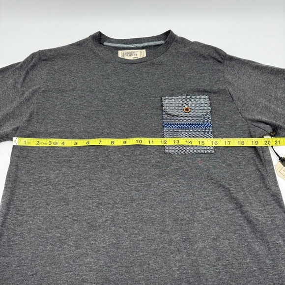Free Planet Men’s Charcoal Gray Pocket Tee Large NWT Cotton blend - Picture 4 of 10